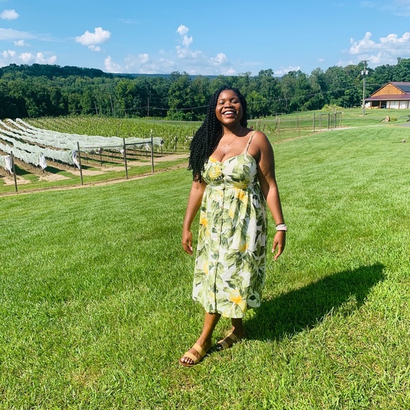 Meet your Posher, Chloe - Picture 1 of 1